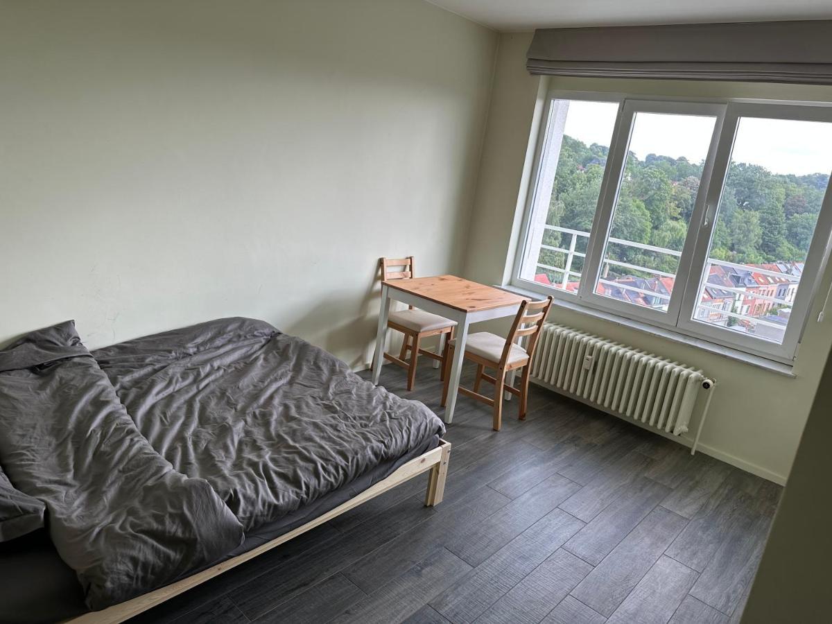 Clam，Grand Apartment In Uccle Bruxelas Exterior foto